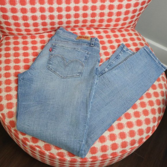 LEVIS  STRAUSS 524 SKINNY Size 9  Faded 29 Waist 32 Length women Jeans  Stretch - Picture 6 of 16